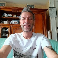 Doudou14, Home sitter Mondeville France