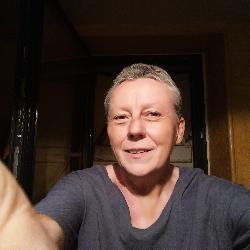 Lilau46, Home sitter Calvignac France