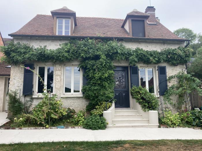 home sitting, France, Saintines