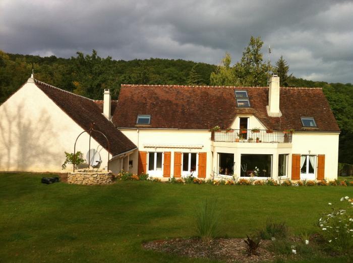 home sitting, France, Milon-la-Chapelle